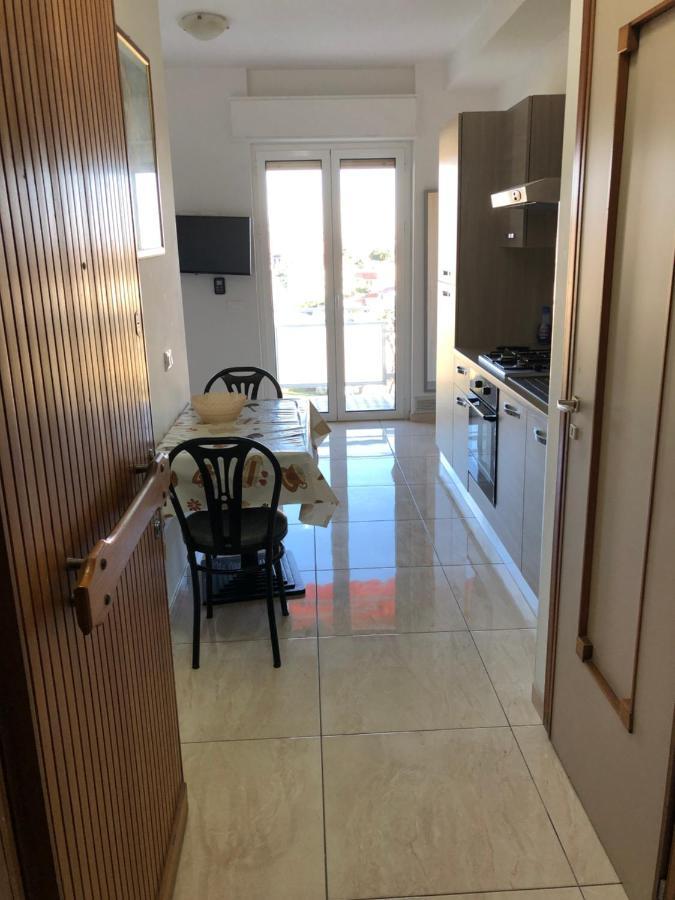 Attico Tacito Apartment Ventimiglia Exterior foto